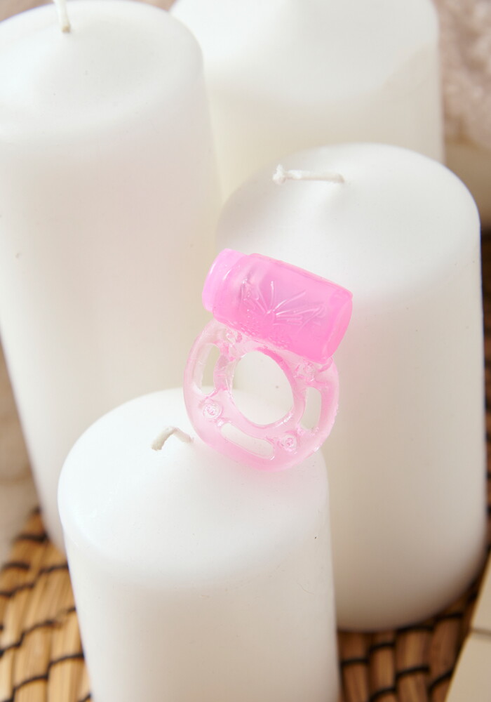Δονούμενο δαχτυλίδι πέους Cute Butterfly Cock Ring